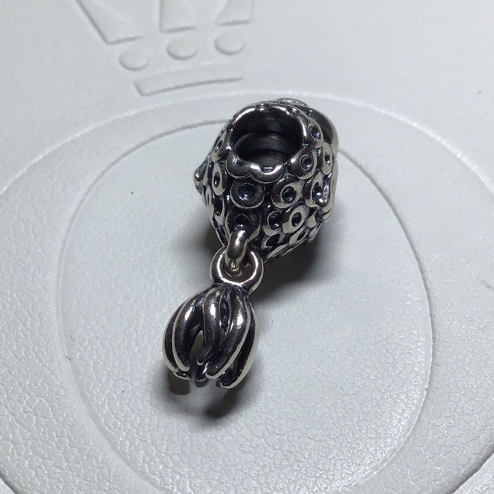 Pandora Splish-Splash Fish Charm - Picture 2 of 4